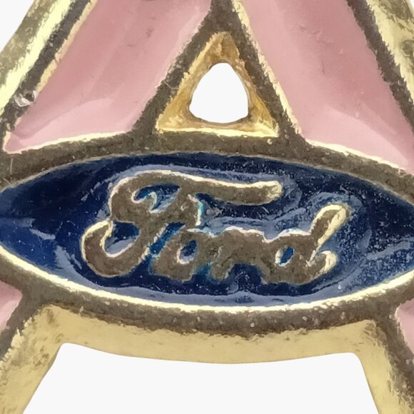 Ford Pink Ribbon Awareness Lapel Pin Breast Cancer Survivor Support - Picture 4 of 4